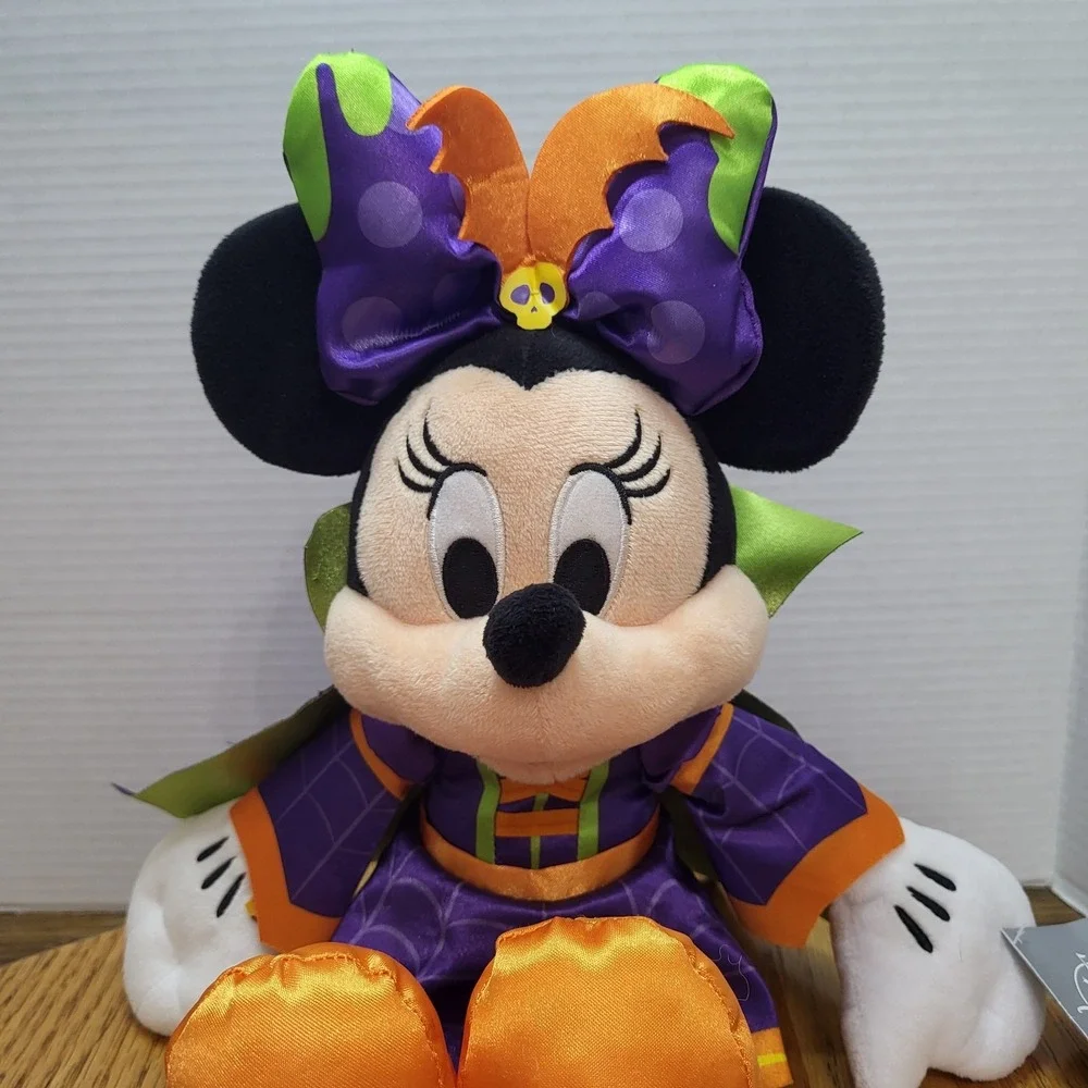 NWT Disney Store Plush Minnie Mouse Halloween Vampire Stuffed Animal Toy 15